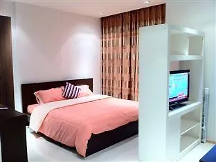 Thanyalak@The Gallery Condominium